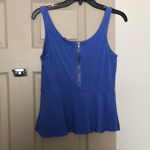 Top - Picture 2 of 2